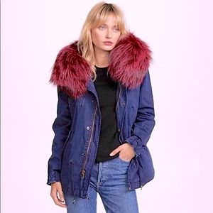 Mr & Mrs Italy
Mini Parka with Rose Fur Collar